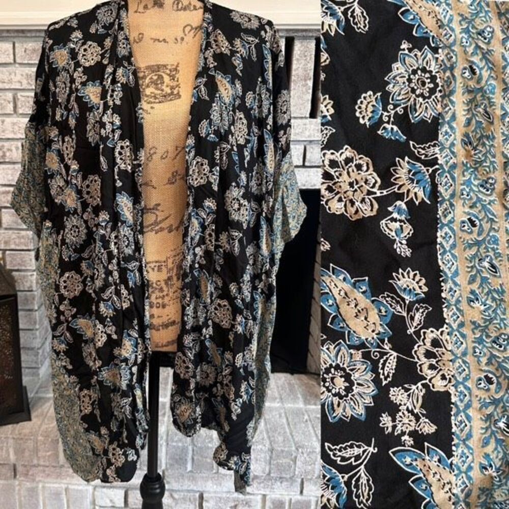 Lola P Women's Floral Print Short Sleeve Open Front Kimono Top Black Medium Boho